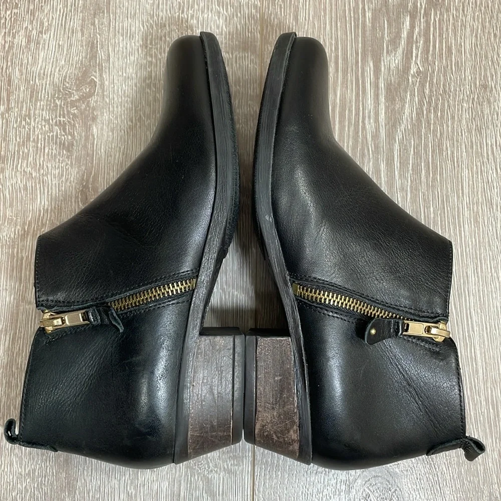 Eric Michael Black Leather London Bootie EU 37 (US 6.5-7)